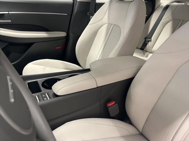 new 2024 Hyundai Sonata car, priced at $27,057