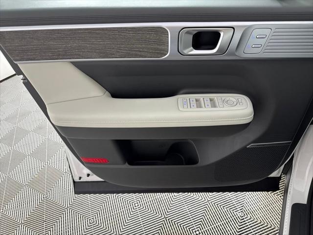 used 2024 Hyundai Santa Fe car, priced at $36,500