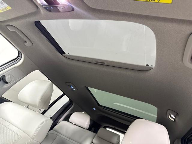 used 2024 Hyundai Santa Fe car, priced at $36,500