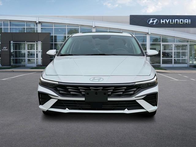 new 2025 Hyundai Elantra car, priced at $25,912