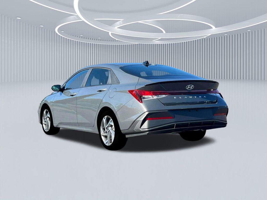 new 2025 Hyundai Elantra car, priced at $22,619