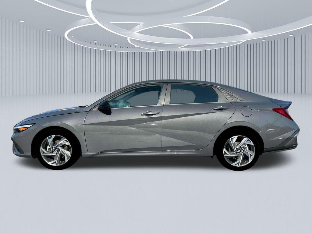 new 2025 Hyundai Elantra car, priced at $22,619