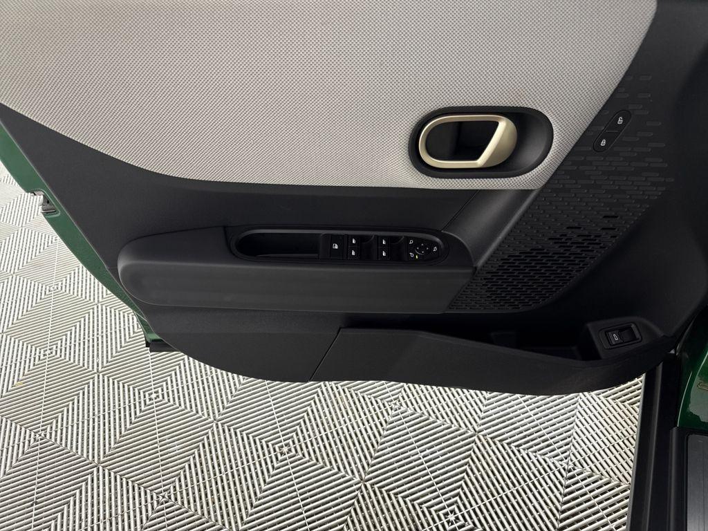 used 2025 MINI Hardtop car, priced at $29,999