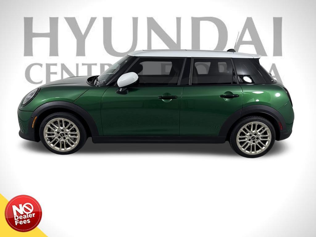 used 2025 MINI Hardtop car, priced at $29,999