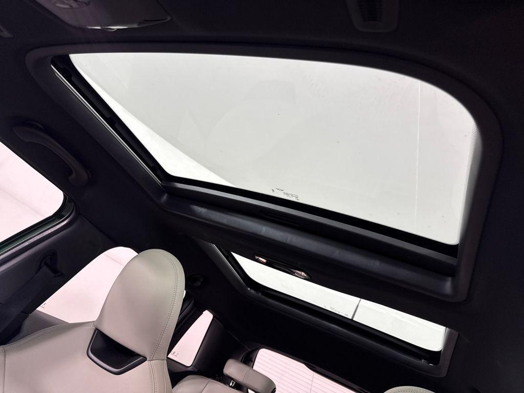 used 2025 MINI Hardtop car, priced at $29,999