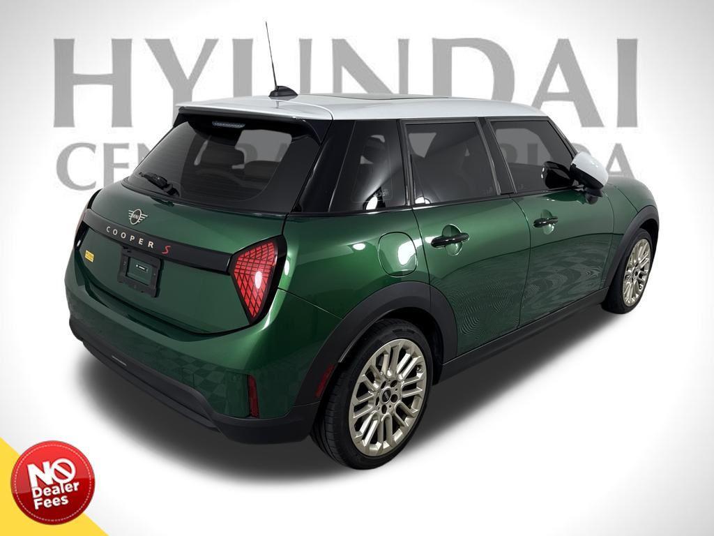 used 2025 MINI Hardtop car, priced at $29,999