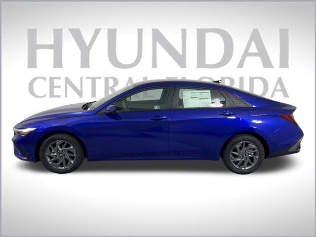 new 2025 Hyundai Elantra car, priced at $23,121