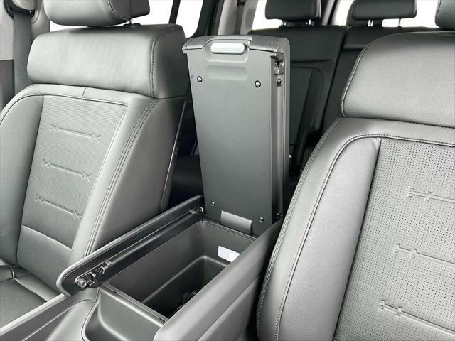 new 2025 Hyundai Santa Fe car, priced at $44,085