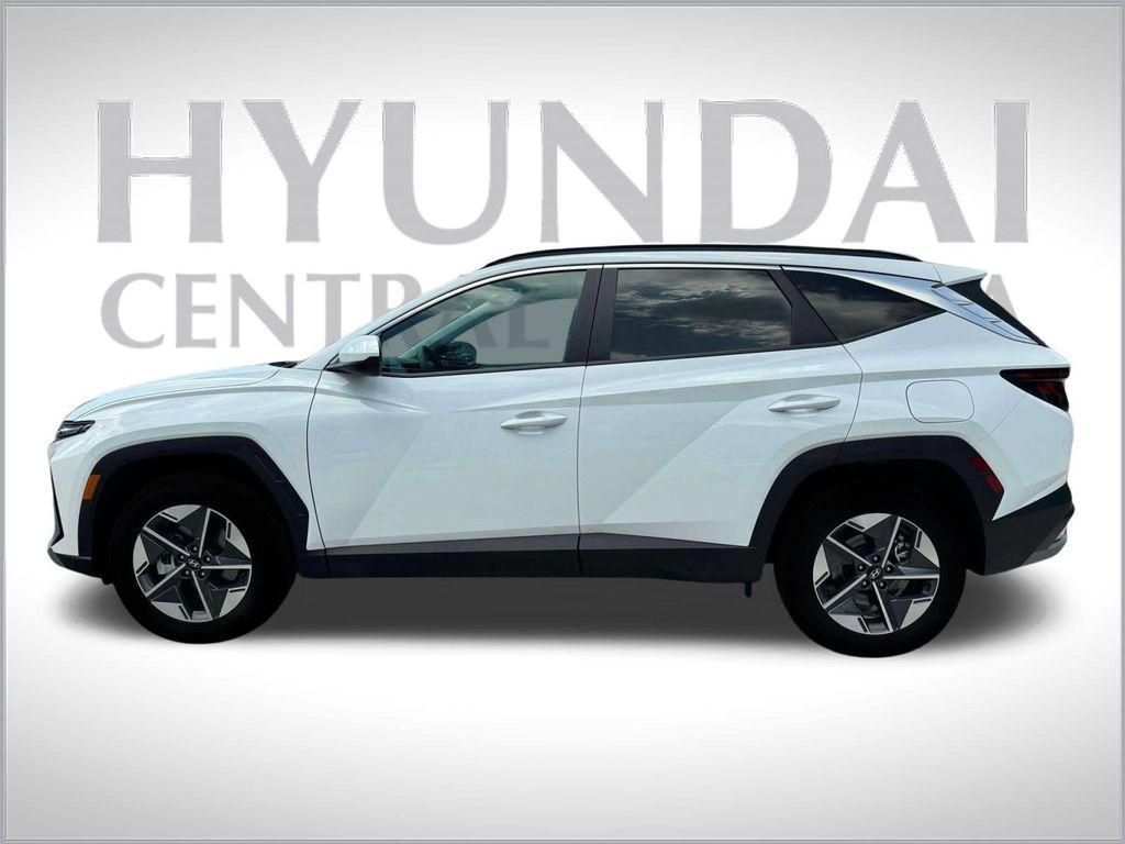 new 2025 Hyundai Tucson car, priced at $31,493