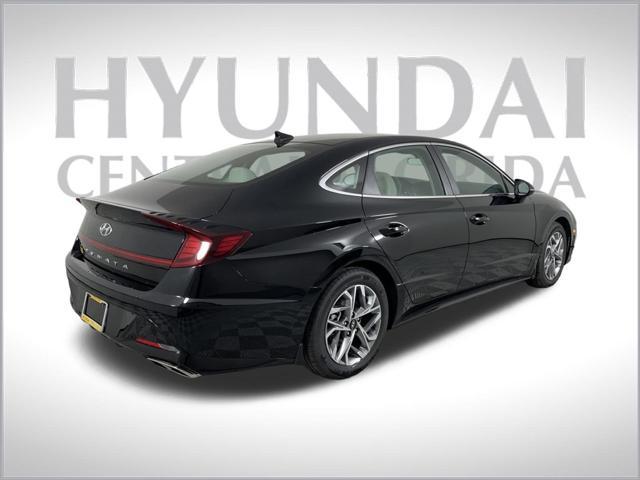 new 2024 Hyundai Venue car, priced at $24,206