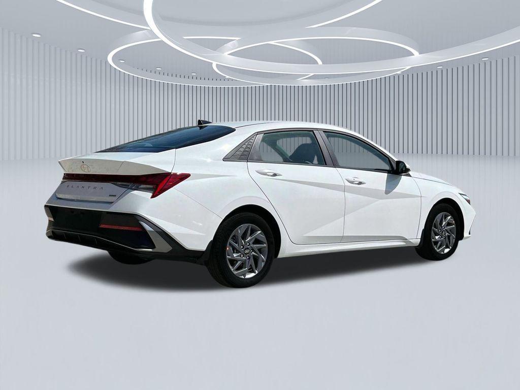new 2025 Hyundai ELANTRA HEV car, priced at $22,579