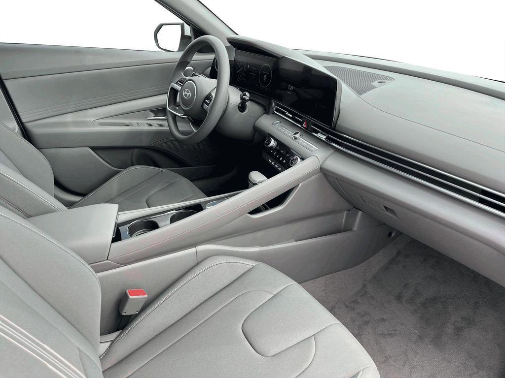 new 2025 Hyundai ELANTRA HEV car, priced at $22,579