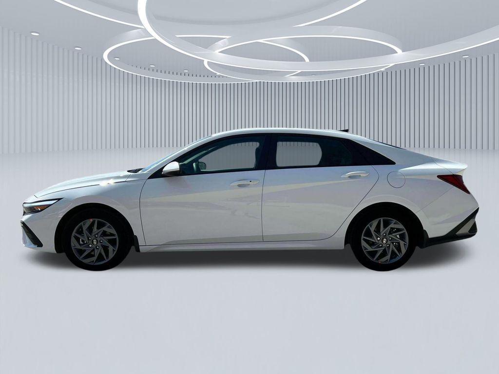 new 2025 Hyundai ELANTRA HEV car, priced at $22,579