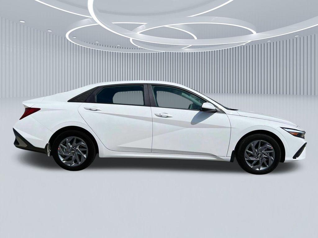 new 2025 Hyundai ELANTRA HEV car, priced at $22,579