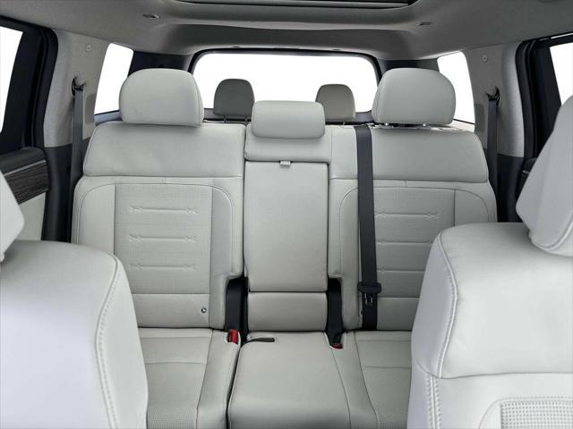 new 2025 Hyundai Santa Fe car, priced at $45,900