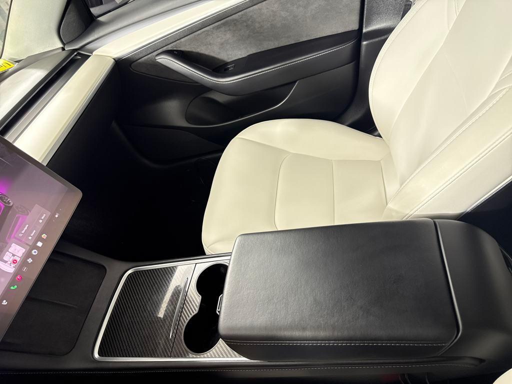 used 2022 Tesla Model 3 car, priced at $27,000