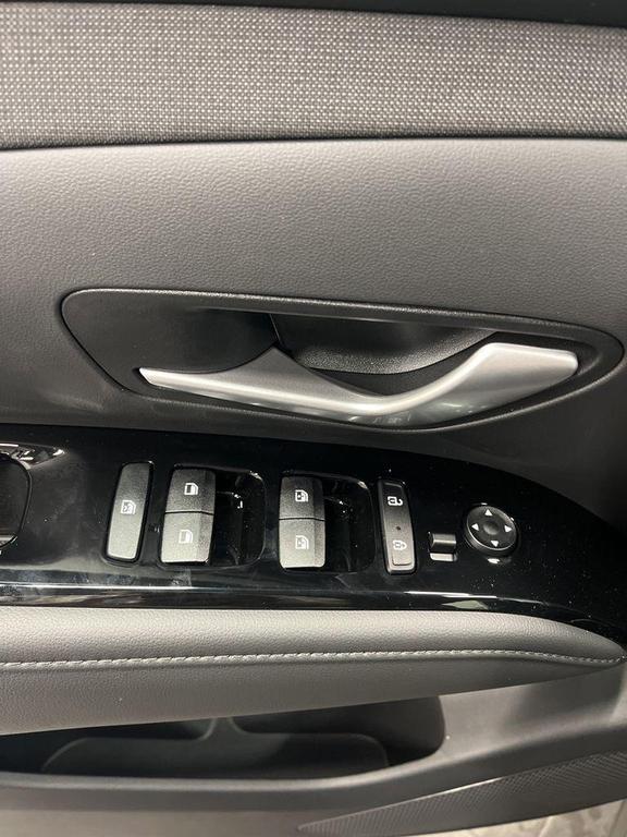 new 2024 Hyundai TUCSON Hybrid car, priced at $31,312