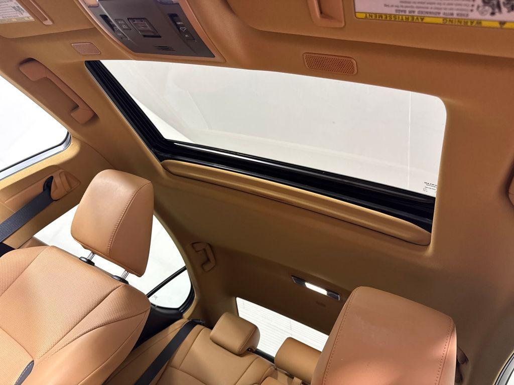 used 2023 Lexus ES 350 car, priced at $36,000