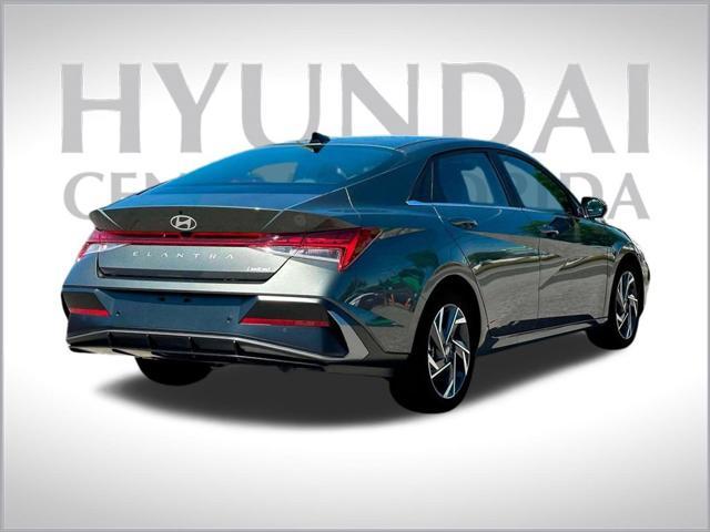 new 2025 Hyundai Elantra car, priced at $26,044