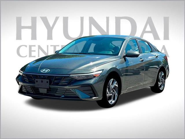 new 2025 Hyundai Elantra car, priced at $26,044