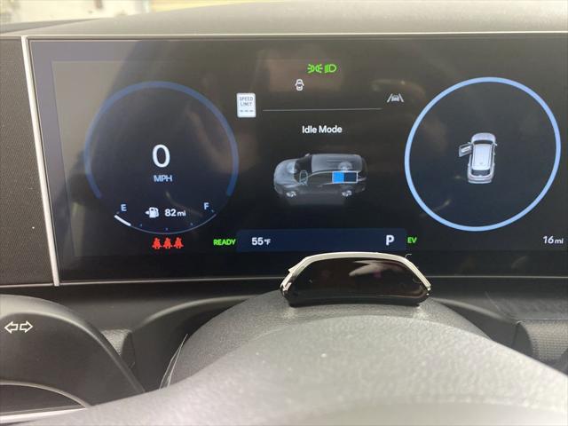 new 2025 Hyundai TUCSON Hybrid car, priced at $38,463