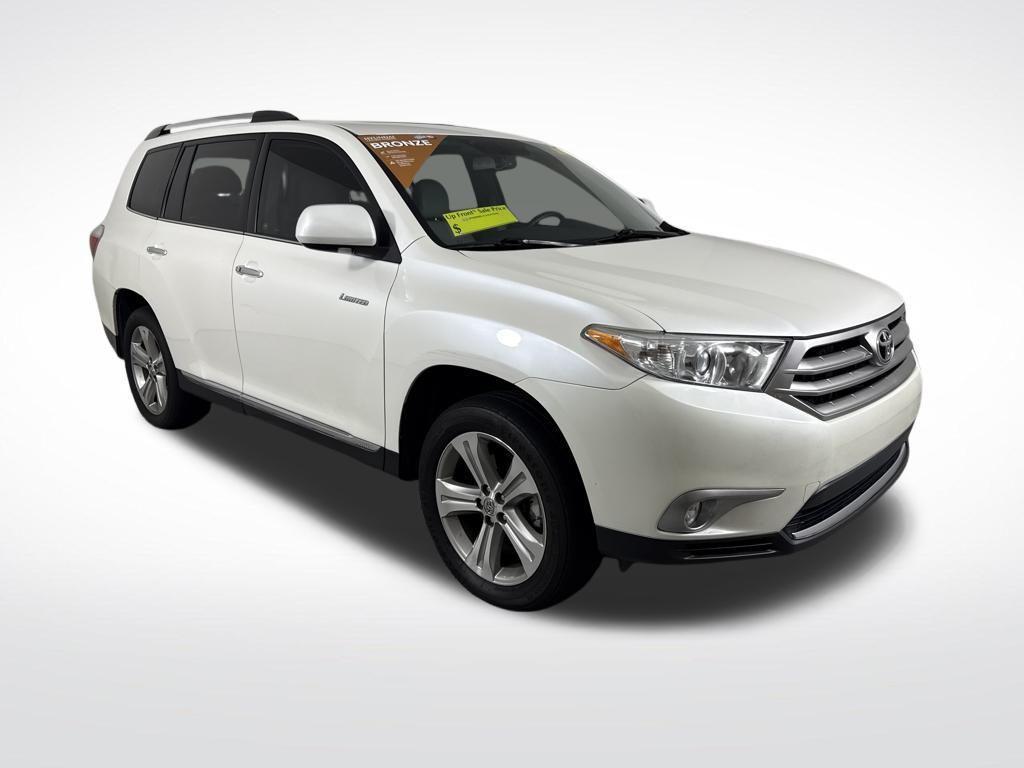 used 2013 Toyota Highlander car, priced at $16,250