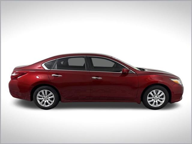 used 2018 Nissan Altima car, priced at $11,000