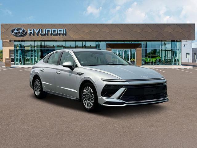 new 2025 Hyundai Sonata Hybrid car, priced at $37,757