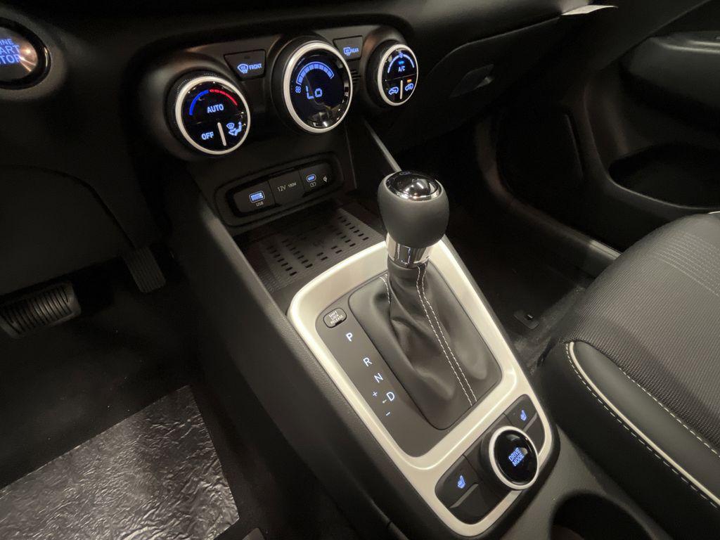 new 2025 Hyundai Venue car, priced at $24,476