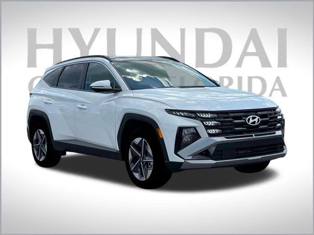 new 2025 Hyundai TUCSON Hybrid car, priced at $37,145