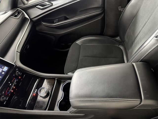 used 2024 Jeep Grand Cherokee L car, priced at $40,250