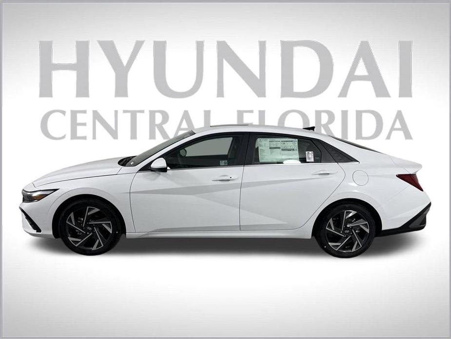 new 2024 Hyundai Elantra car, priced at $25,179