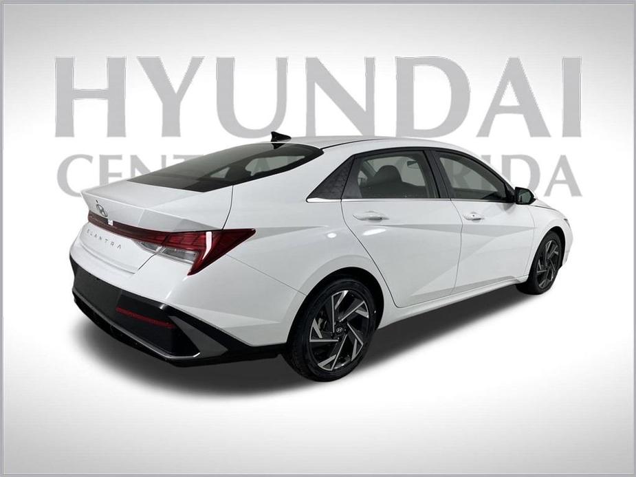 new 2024 Hyundai Elantra car, priced at $25,179