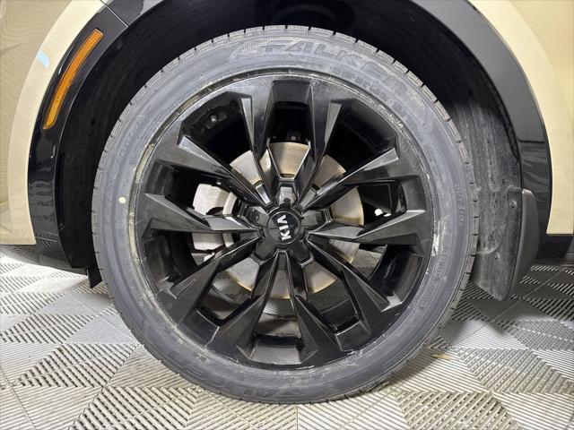 used 2021 Kia Sorento car, priced at $25,250
