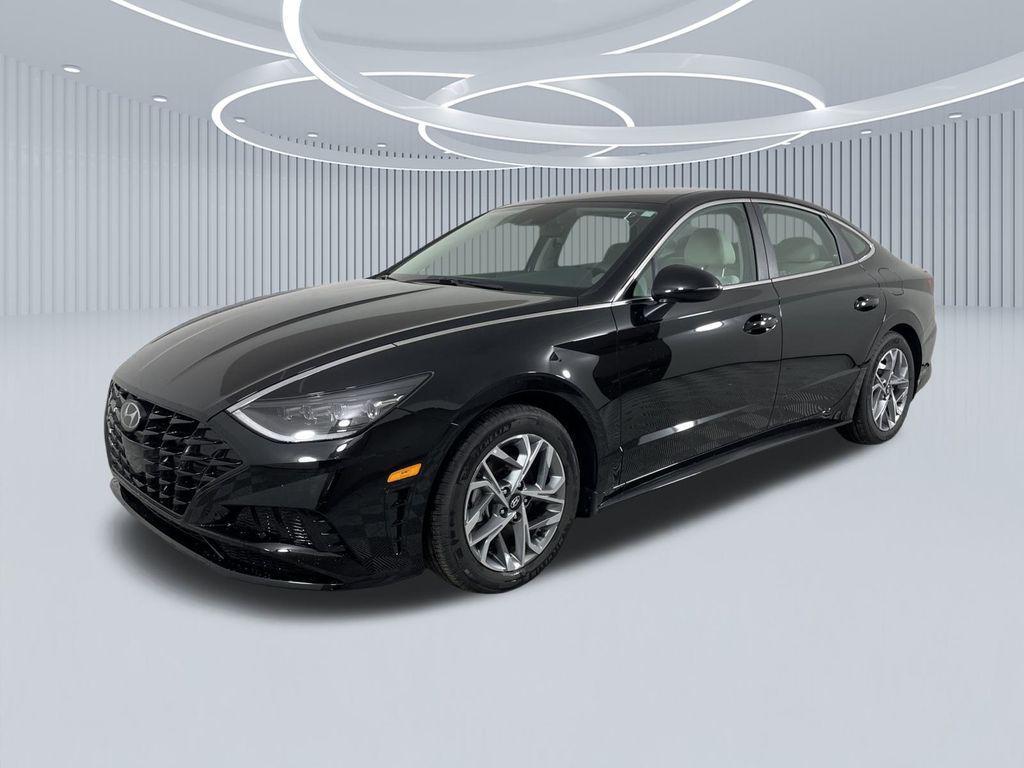 new 2025 Hyundai Venue car, priced at $24,411