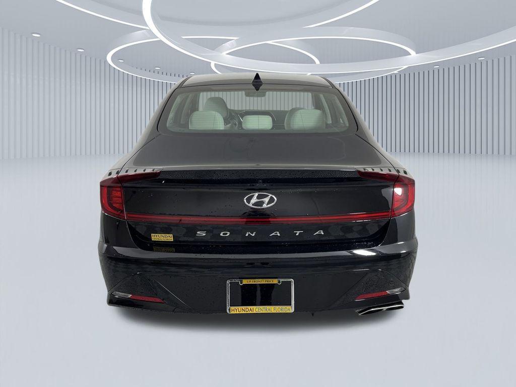 new 2025 Hyundai Venue car, priced at $24,411