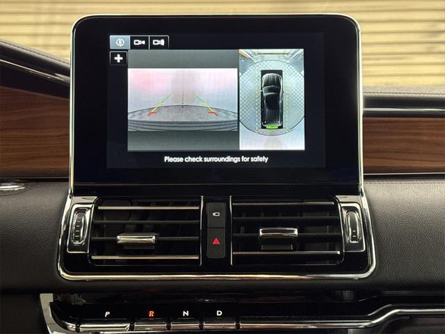 used 2019 Lincoln Navigator L car, priced at $38,500