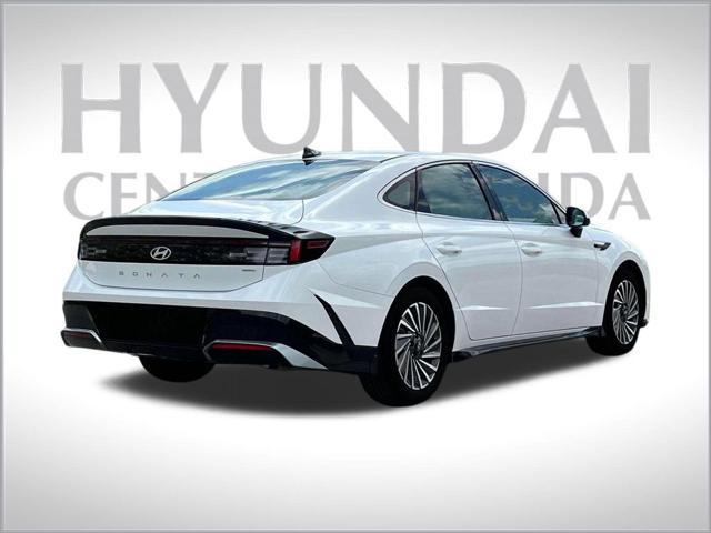 new 2025 Hyundai Sonata Hybrid car, priced at $31,878
