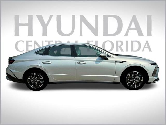 new 2025 Hyundai Sonata car, priced at $28,756