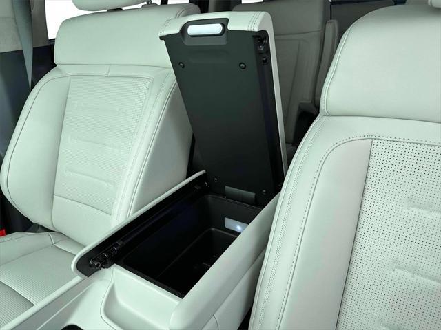 new 2025 Hyundai Santa Fe car, priced at $46,332