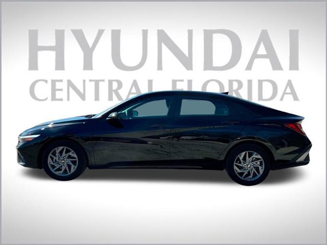 new 2024 Hyundai Elantra car, priced at $24,040