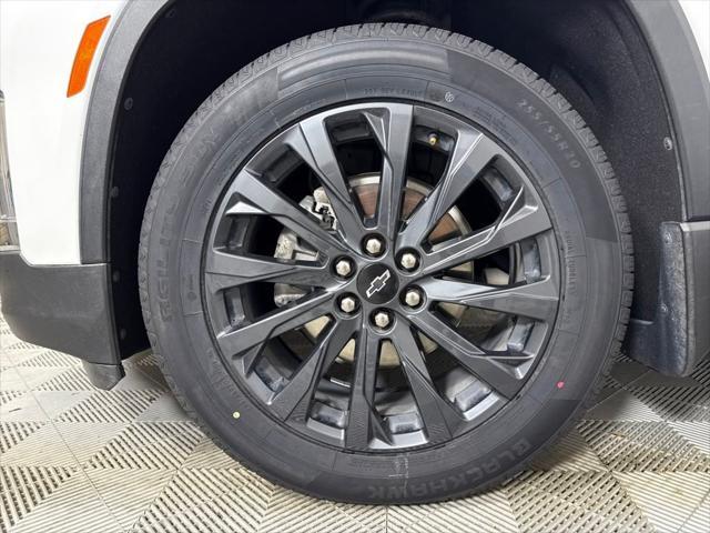 used 2022 Chevrolet Traverse car, priced at $31,500