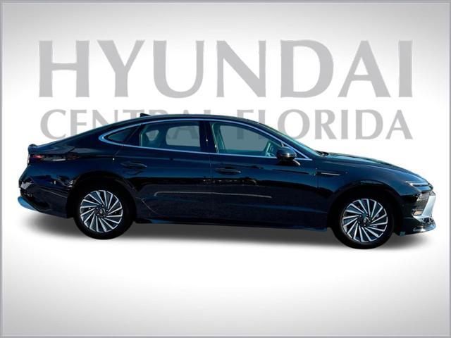 new 2024 Hyundai Sonata Hybrid car, priced at $35,753