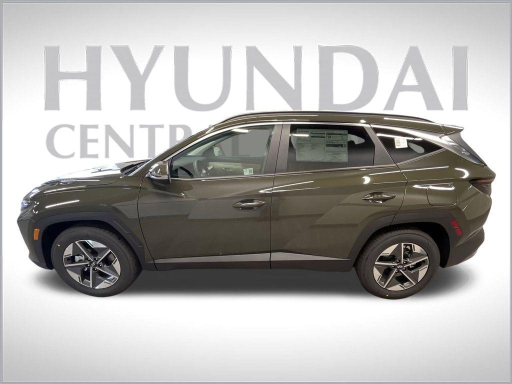 new 2025 Hyundai Tucson car, priced at $32,428