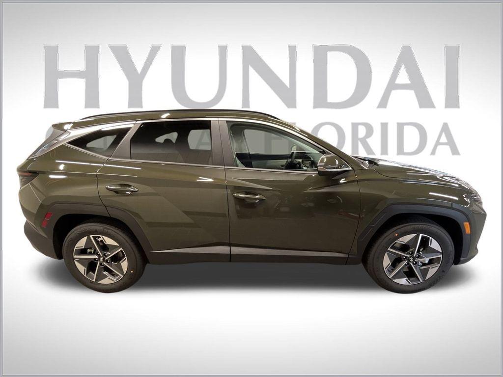 new 2025 Hyundai Tucson car, priced at $32,428