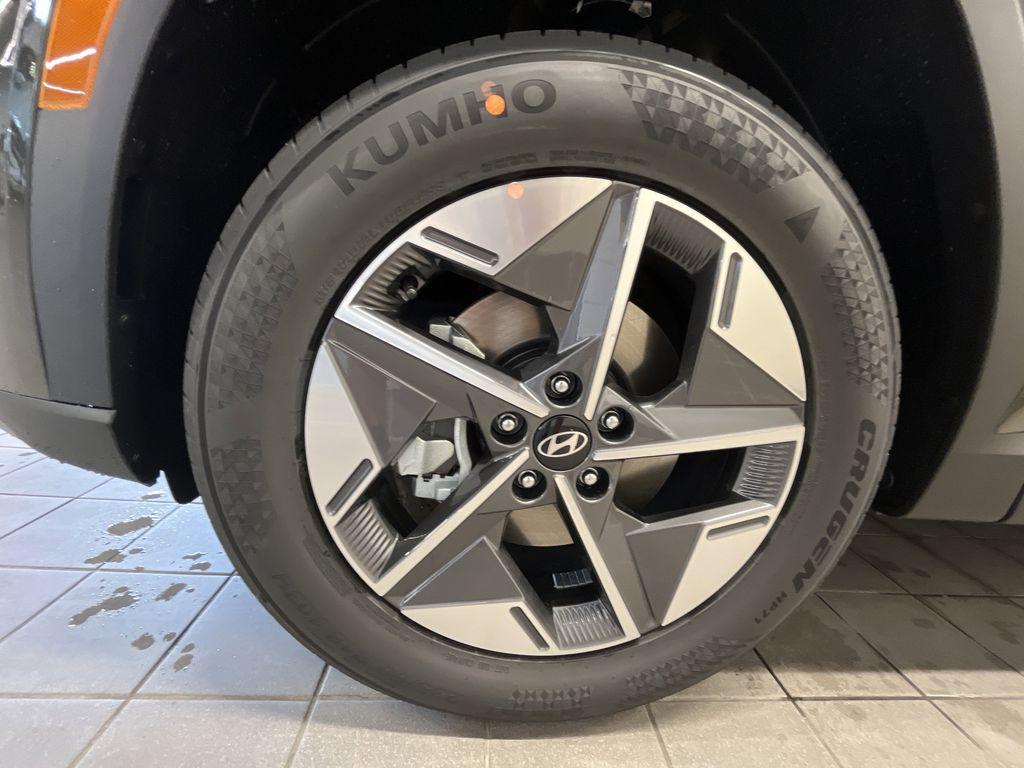 new 2025 Hyundai Tucson car, priced at $32,428