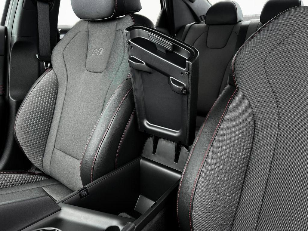 new 2025 Hyundai Elantra car, priced at $28,196