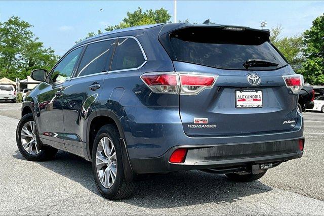 used 2015 Toyota Highlander car, priced at $21,495