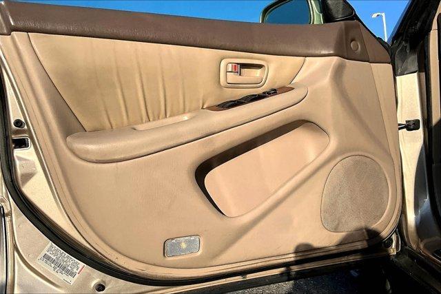 used 2001 Lexus ES 300 car, priced at $6,495