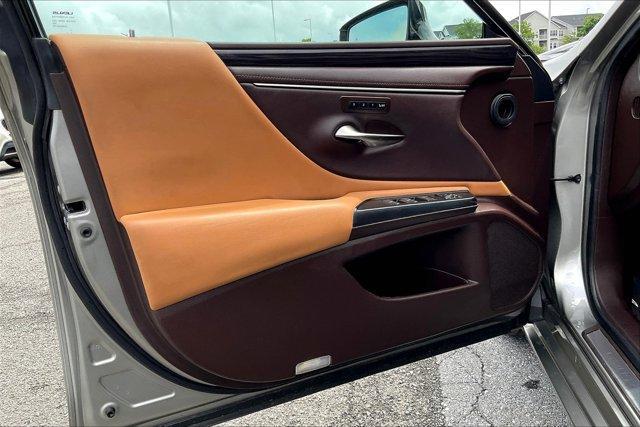 used 2021 Lexus ES 250 car, priced at $25,995